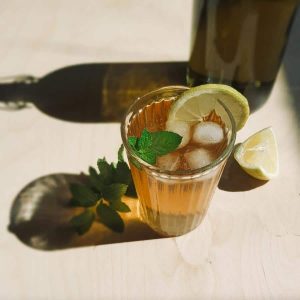 Infusion glacée au chanvre