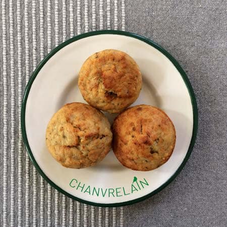 MUFFINS À LA BANANE ET GRAINES DE CHANVRE DÉCORTIQUÉES